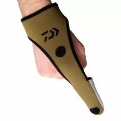 Daiwa Neoprene Finger Stall Terminal Tackle -Cheap Daiwa Store Daiwa Neoprene Finger Stall 4