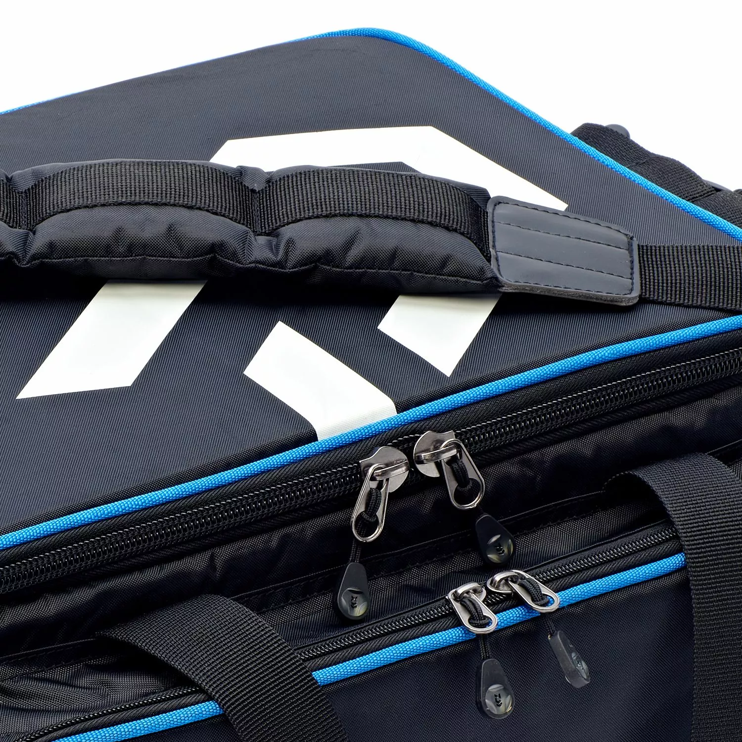 Daiwa N'ZON Cool Bag Luggage 3 Daiwa N'ZON Cool Bag Luggage - Image 3