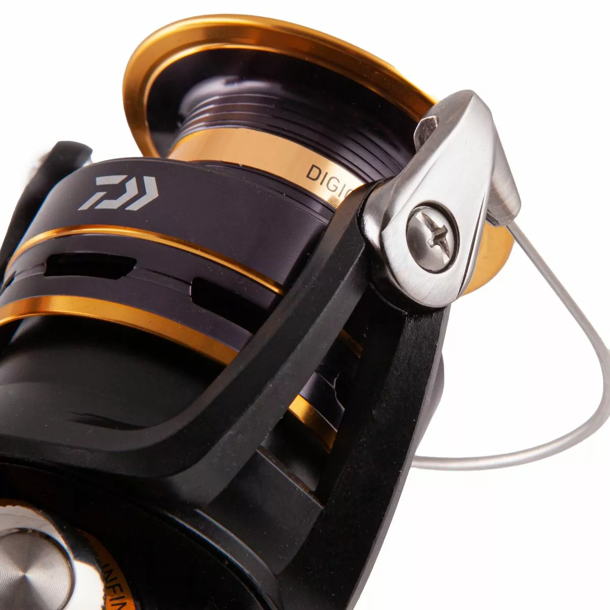 Daiwa 20 Crossfire Reel Black Gold Reels 10 Daiwa 20 Crossfire Reel Black Gold Reels - Image 10