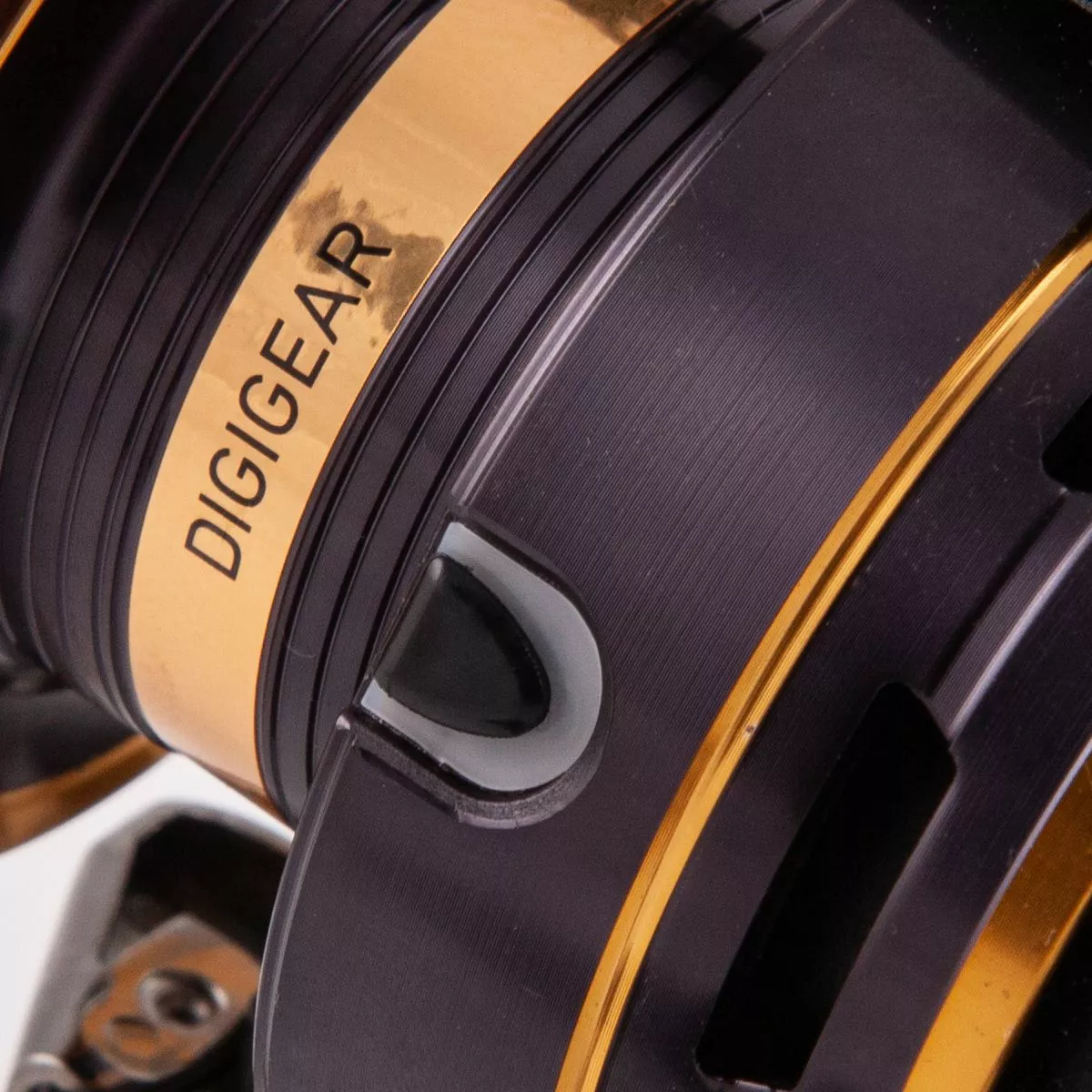 Daiwa 20 Crossfire Reel Black Gold Reels 13 Daiwa 20 Crossfire Reel Black Gold Reels - Image 13